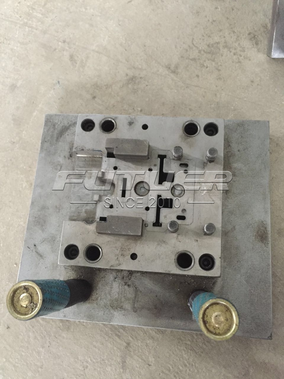 Mold 1------Egypt hinge 1