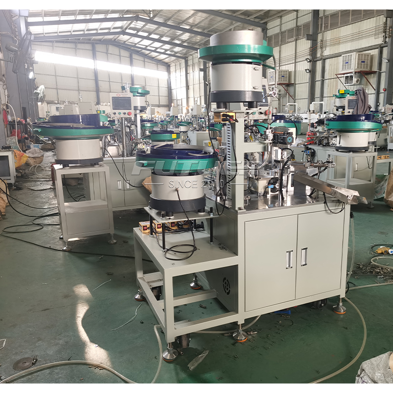 Hinged-dump-arm-assembly-machine1.jpg
