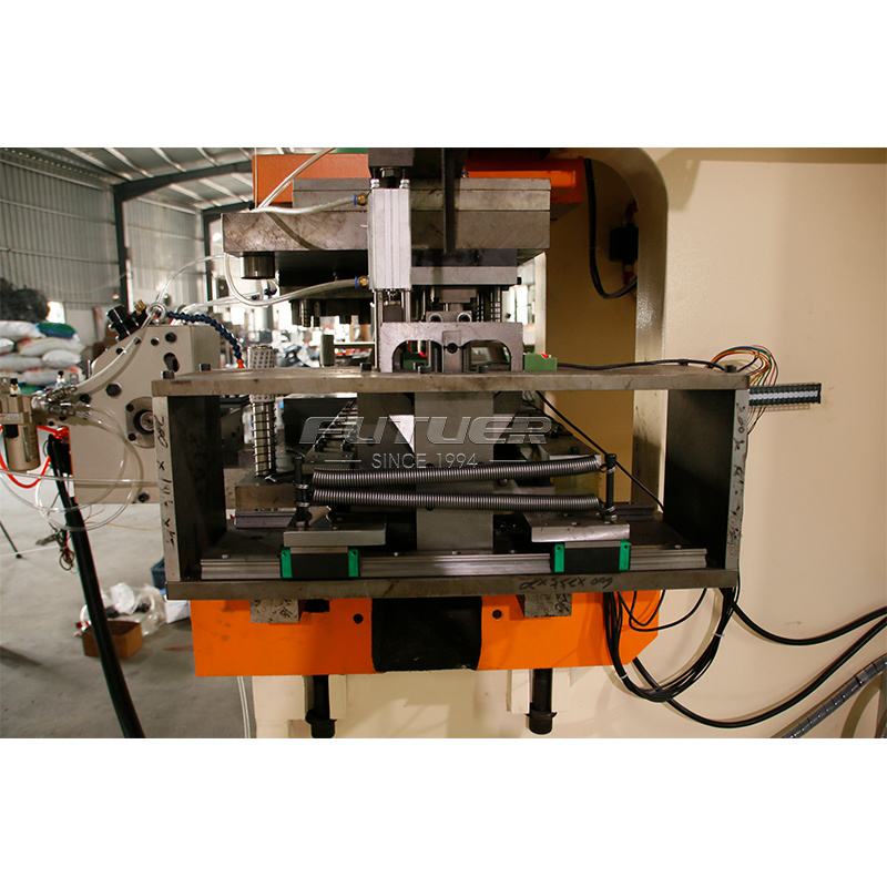 Metal Progressive Die Stamping Mold For Cabinet Hinge
