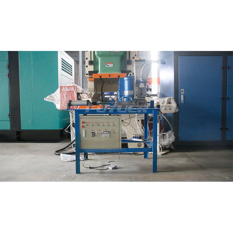Automatic-hinge-assembly-machine--2.jpg