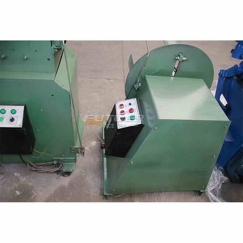 machine-for-metal-sheet-straightening-5.jpg