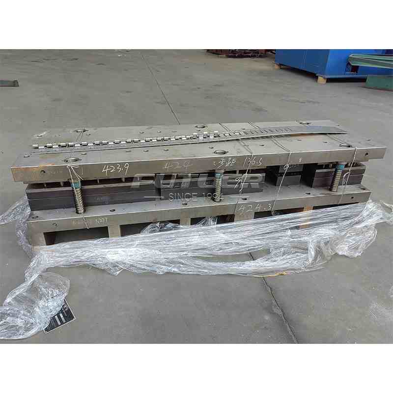 metal-stamping-mould-5.jpg
