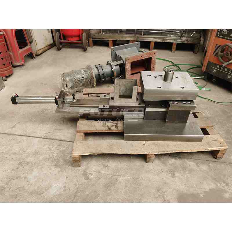 Processing-Hinge-Molds-2.jpg