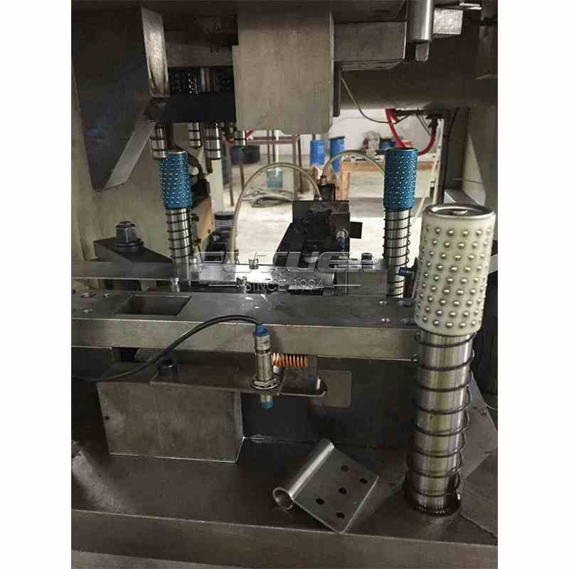 progressive-stamping-6.jpg