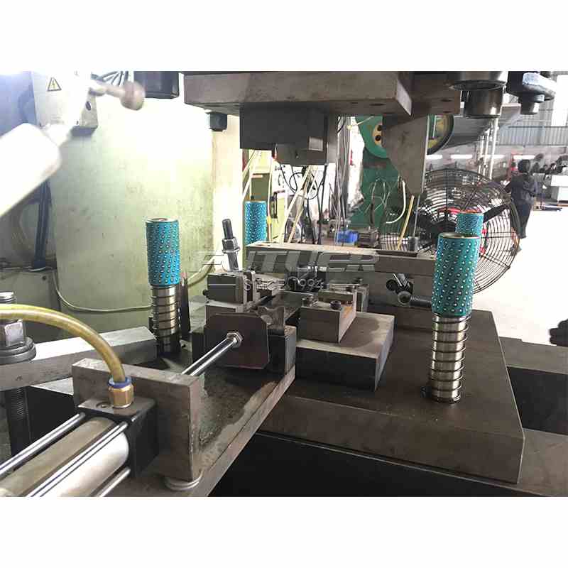 progressive-stamping-7.jpg