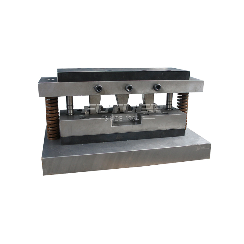 punch-mould-1.jpg
