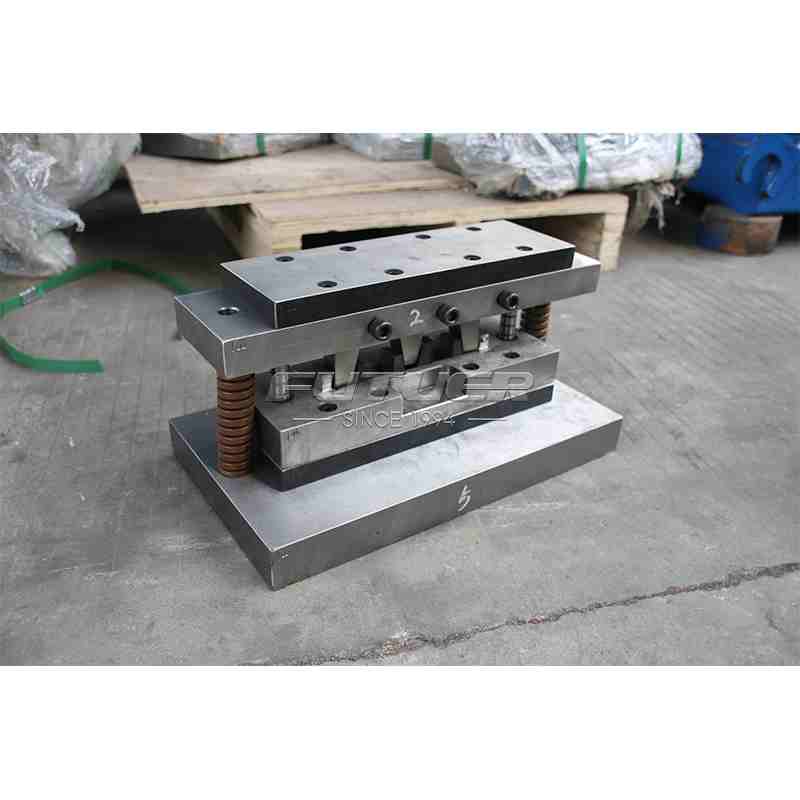 punch-mould-7.jpg