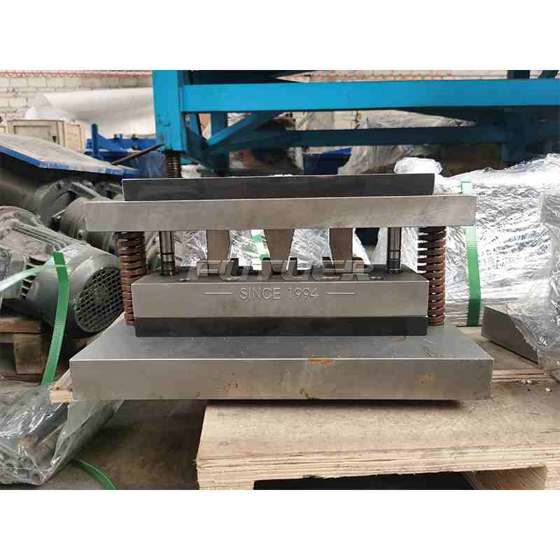 punch-mould-9.jpg