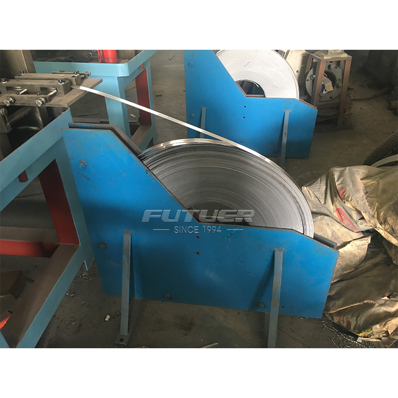 Slide-rail-forming-machine-4.jpg