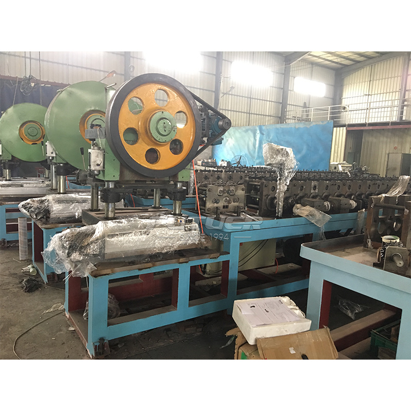 Slide-rail-forming-machine-5.jpg