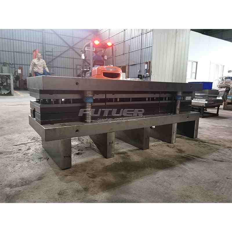 Stainless-Steel-Stamping-Hinge-Processing-Mold-4.jpg