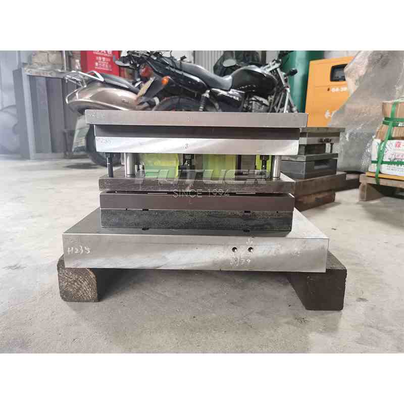 stamping-mold-5.jpg