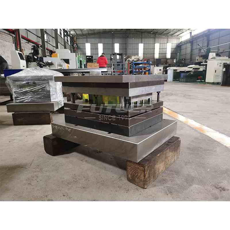 stamping-mold-7.jpg