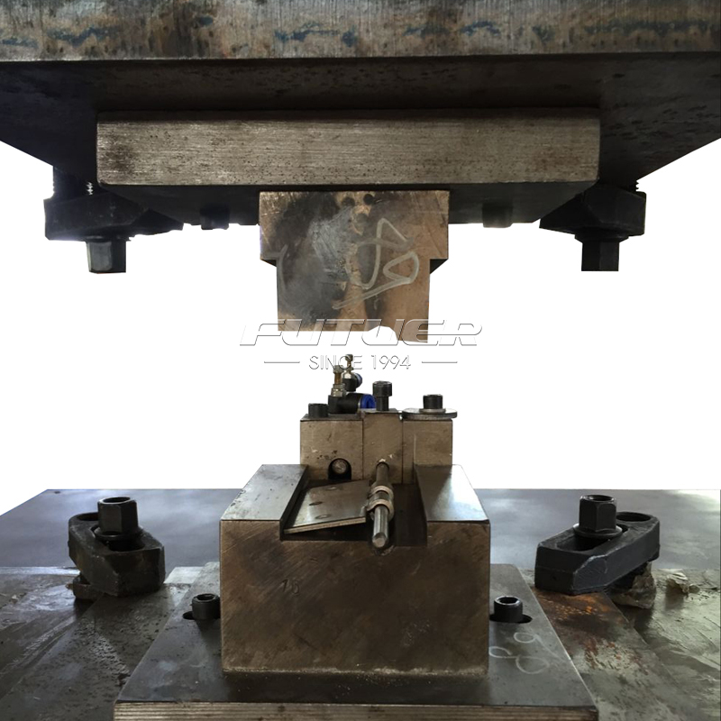 Window-Hinge-Stamping-Mold-144.jpg