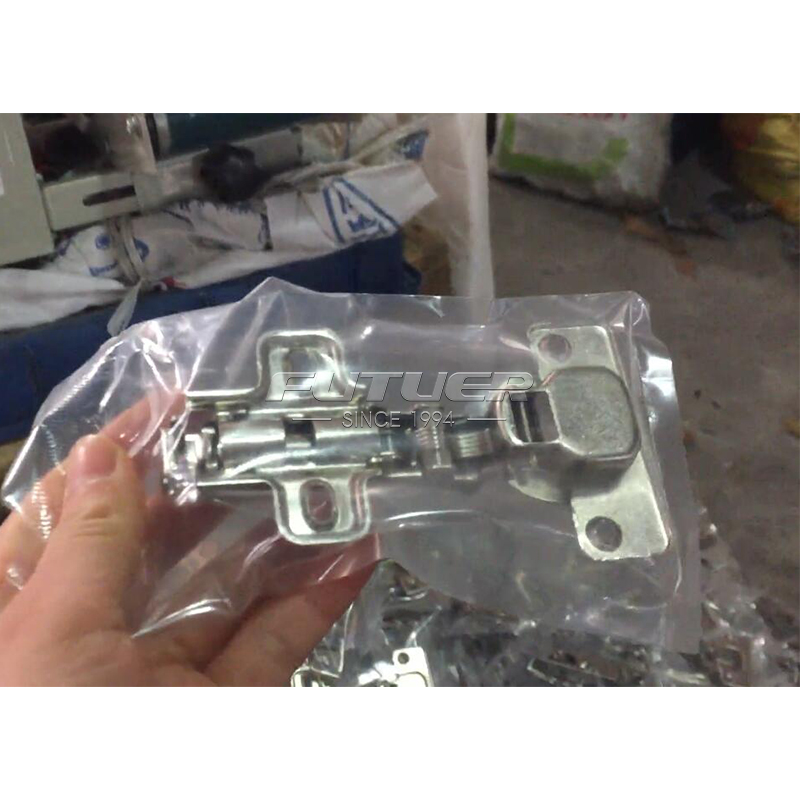 hinge-packaging-machine-1.jpg