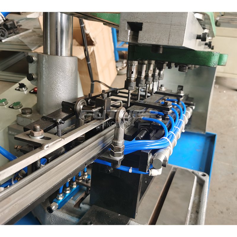 Cabinet-hinge-tapping-machine-4.jpg